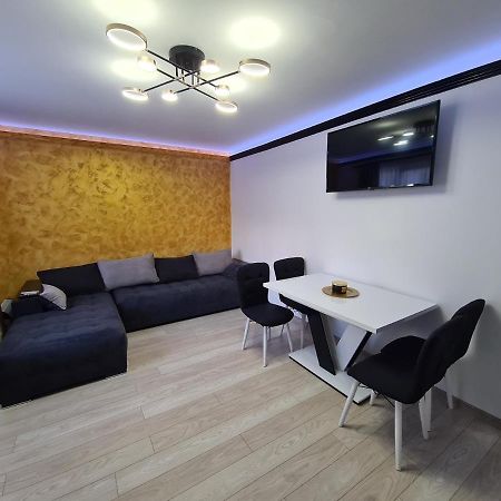 Diamonds House 2 Apartamento Lupeni  Exterior foto